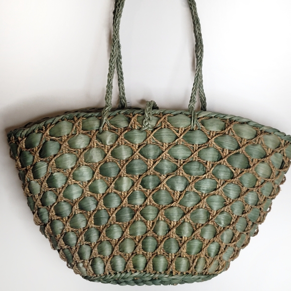 Handwoven Large Straw Beach Summer Tote Bag - Picture 9 of 11